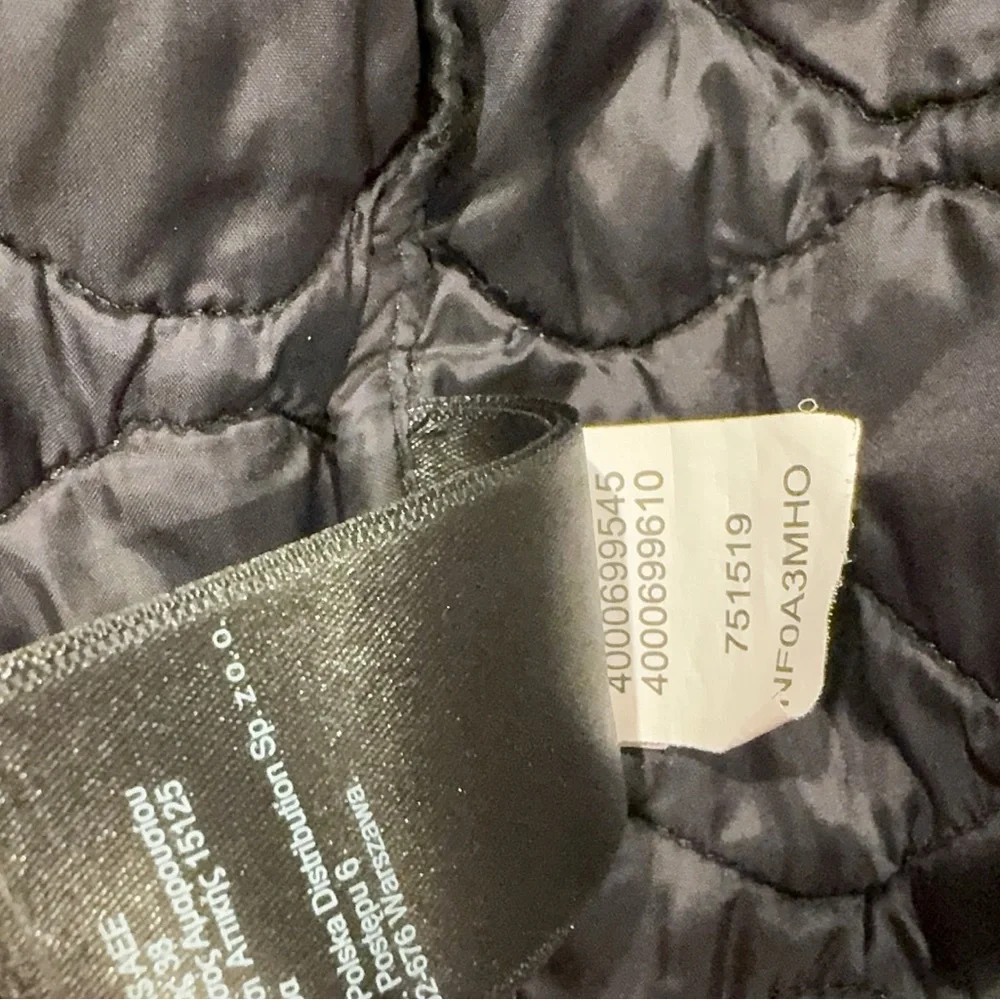 The North Face Thermoball Eco-Hooded Parka II Lightweight Puffer - Picture 14 of 15